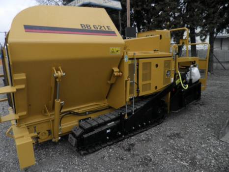 finisseur 4T5  BB621E a chenille