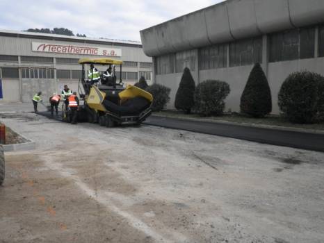 Création d'un Parking en enrobé noir aux Pennes Mirabeau