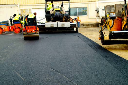 Création d'un parking visiteurs pour concessionnaire BMW à Marseille L'Etaque
