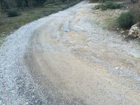 Refection d'un chemin d’accès sur lançon de provence en ENROBE NOIR