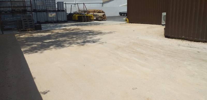 Nivellement d'un chemin complet avec préparation, imprégnation et ENROBE NOIR 0/10 sur la commune de GEMENOS 13