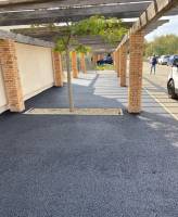 Chantier jardins bois au SALINS DE GIRAUD et enrobé noir