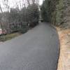 Aménagement d'un chemin d’accès enrobe dans les Bouches du Rhône