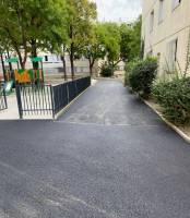 Réfection d'une voirie en enrobé noir sur LES CAILLOLS