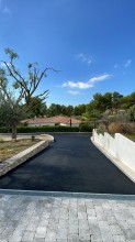 Réfection d’un accès villa en enrobé noir sur la commune de Ventabren
