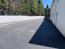 Réalisation en enrobé d'un parking de garage automobile à la Ciotat