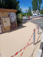 Réalisation d'une résine drainante sur des trottoirs situés près de Gémenos et Allauch.