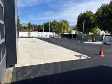 Réalisation en enrobé d'un parking de garage automobile à la Ciotat