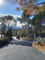 Réalisation d'un chemin d'accès villa en enrobé noir