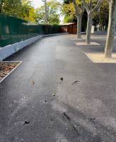 Création d'une cour de récréation dans une école de Marseille